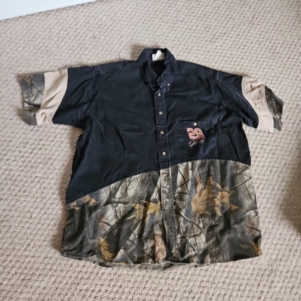 kevin harvick button up